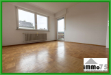 toll geschnittene 4 Zimmer Wohnung mit Balkon und Terrasse - Schlafzimmer 2