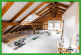 frisch saniertes 1 Familienhaus mit Garage und Garten - Dachboden