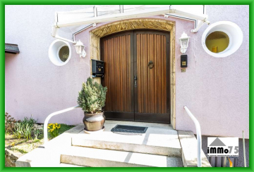 vom Gotteshaus zum Wohntraum – außergewöhnliche Immobilie mit himmlischem Potenzial, 75443 Ötisheim, Einfamilienhaus