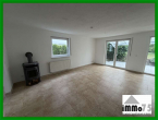 Familienglück in Lomersheim – Modernes Einfamilienhaus mit Garten, Terrasse und Garage - Wohnzimmer