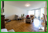 mehr als nur eine Wohnung: 3,5 Zimmer, zwei Balkone und ein Ausblick zum Verlieben - Wohnzimmer