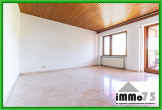 sonnige 2,5-Zimmer-Wohnung mit traumhafter Dachterrasse & Stellplatz - Wohnbereich