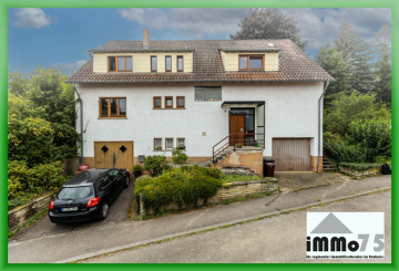 Generationenhaus mit vielen Möglichkeiten, Garage und großem Garten, 75447 Sternenfels, Zweifamilienhaus